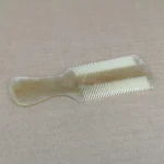 peigne en corne de boeuf pour la barbe