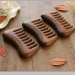 accessoire coiffure peigne en bois