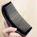 peigne en corne naturelle