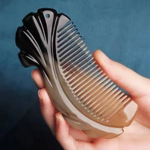 peigne en corne pour femme