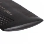 peigne en bois pour entretien barbe