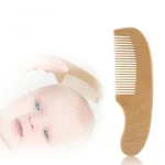 brosse en bois pour bébé