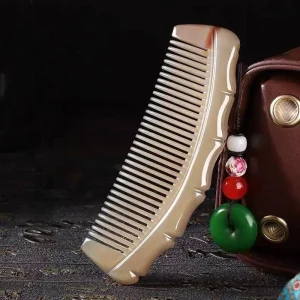 peigne en corne artisanal 17 cm