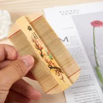 peigne en bambou pour éliminer les poux