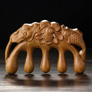 Peigne en bois accouchement lotus