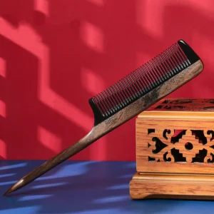 Peigne à queue en ébène et en corne